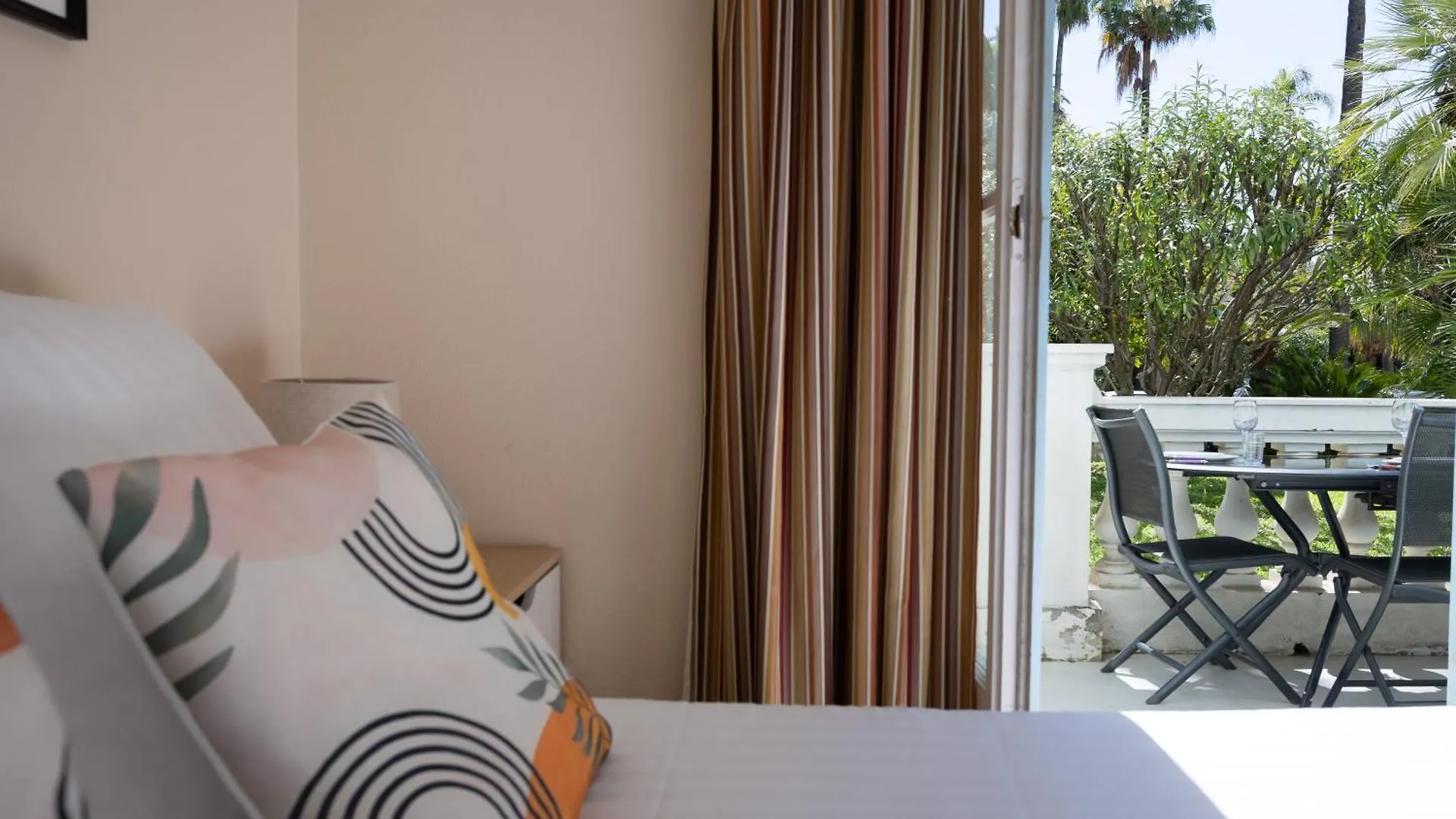 L'Orient Palace Apartments Menton