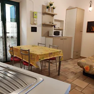 Appartement Bilocale Nella Vecchia Citta' Di, Menton